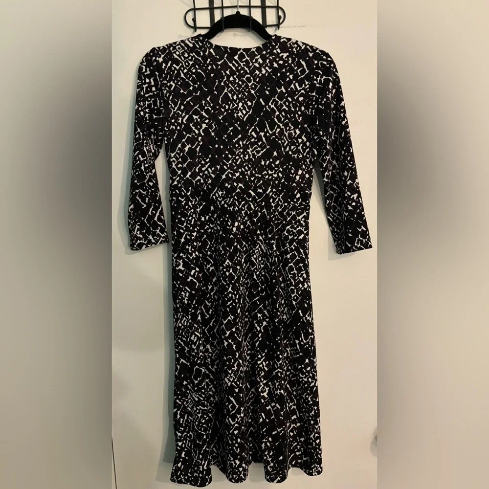 Sigrid Olsen Womens XS Faux Wrap Dress Black‎ White Burgundy Geometric Print